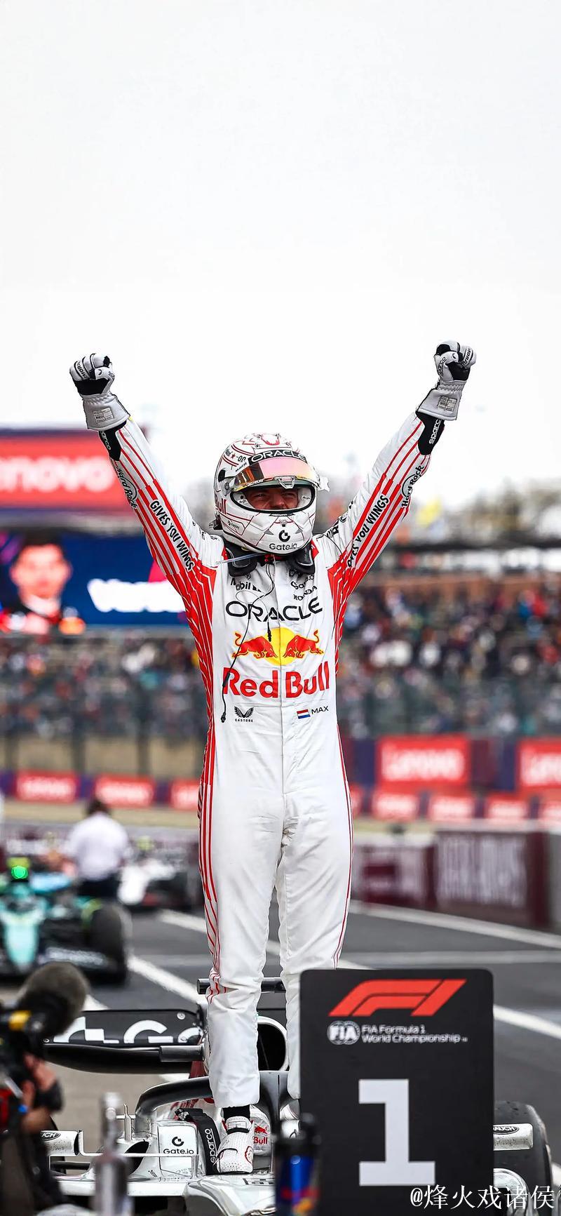 维斯塔潘日本站摘冠 诺里斯与皮亚斯特里紧随其后获二三名